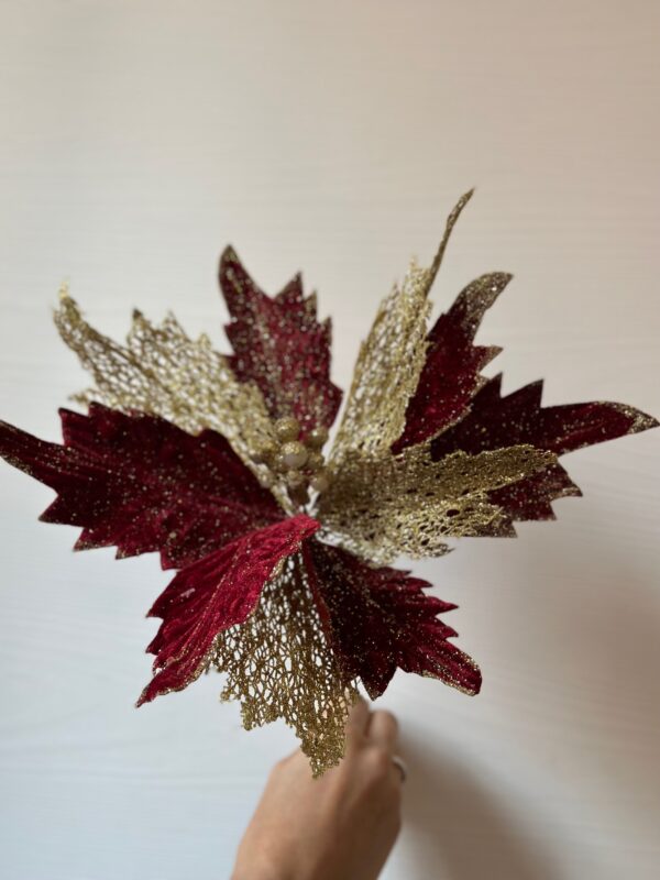 Tris di fiori decorativi bordeaux - immagine 5