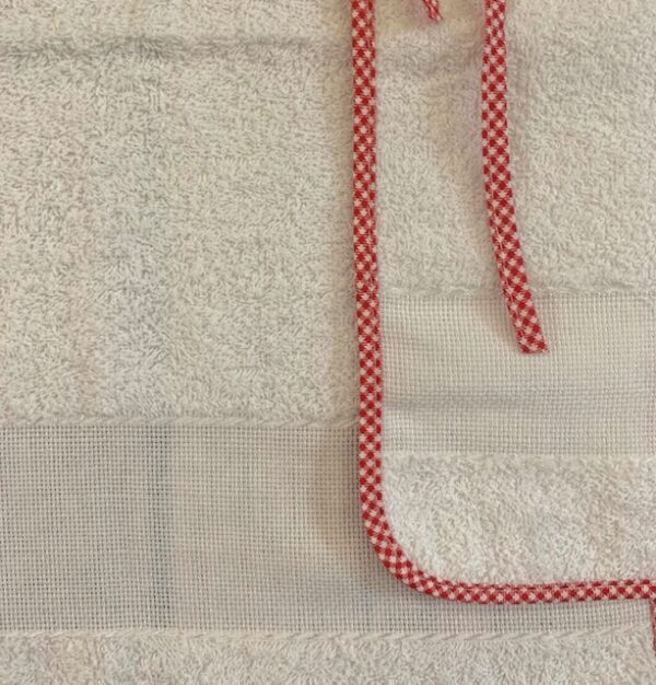 Set asilo Vichy rosso ricamabile - immagine 2