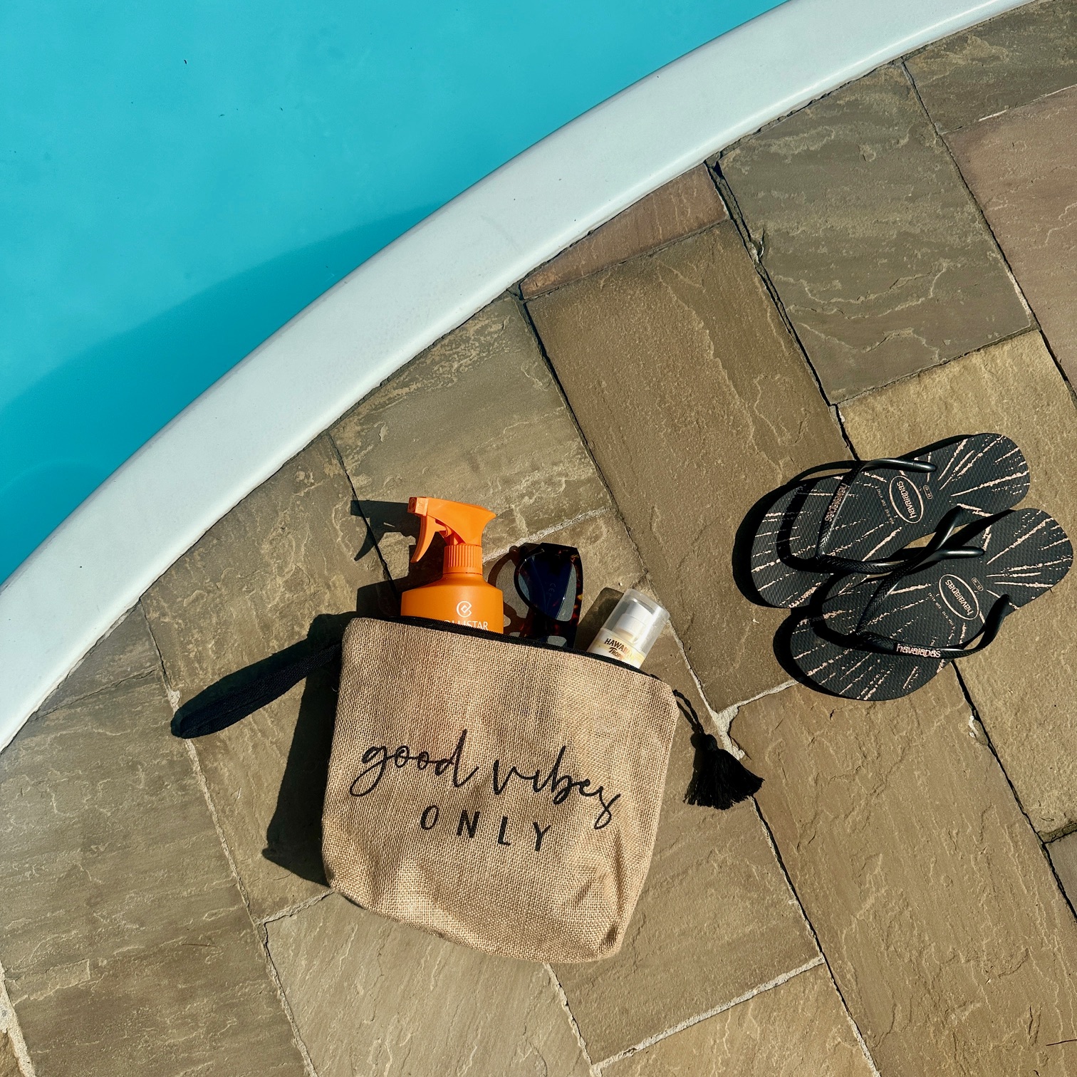 Pochette Good Vibes nero